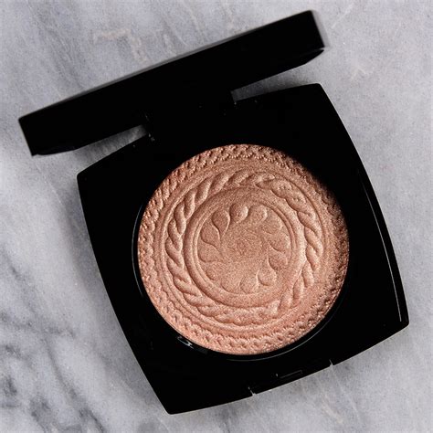 chanel metal peach illuminating powder